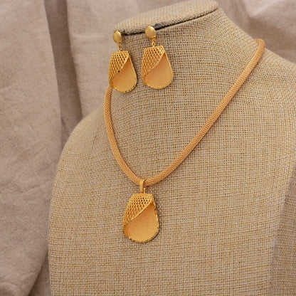 Schmuckset in Goldoptik mit Blütenmotiv – Ansicht 4