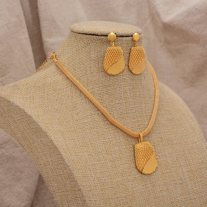 Schmuckset in Goldoptik mit Blütenmotiv – Ansicht 3