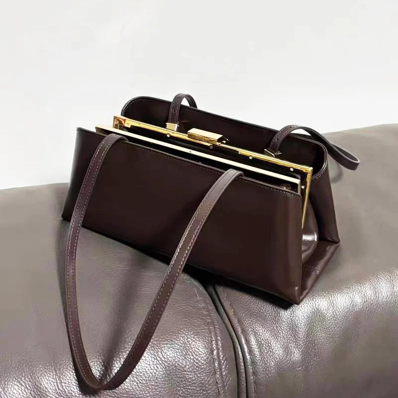 Handtasche magnetisch aus Leder – Ansicht 2