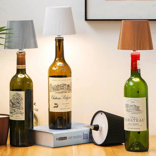 Tischlampe kabellos in Flaschenform mit Touch-Dimmer